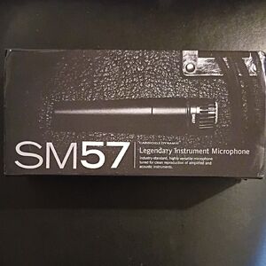 Shure SM57 Dynamic Black Microphone